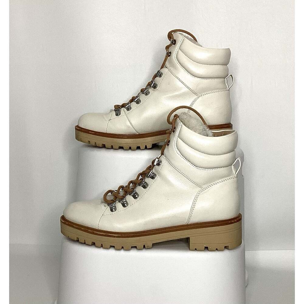 Marc Fisher Women’s Size 9.5M Mallie Ankle Lace Up Boot Lugged Sole For Traction